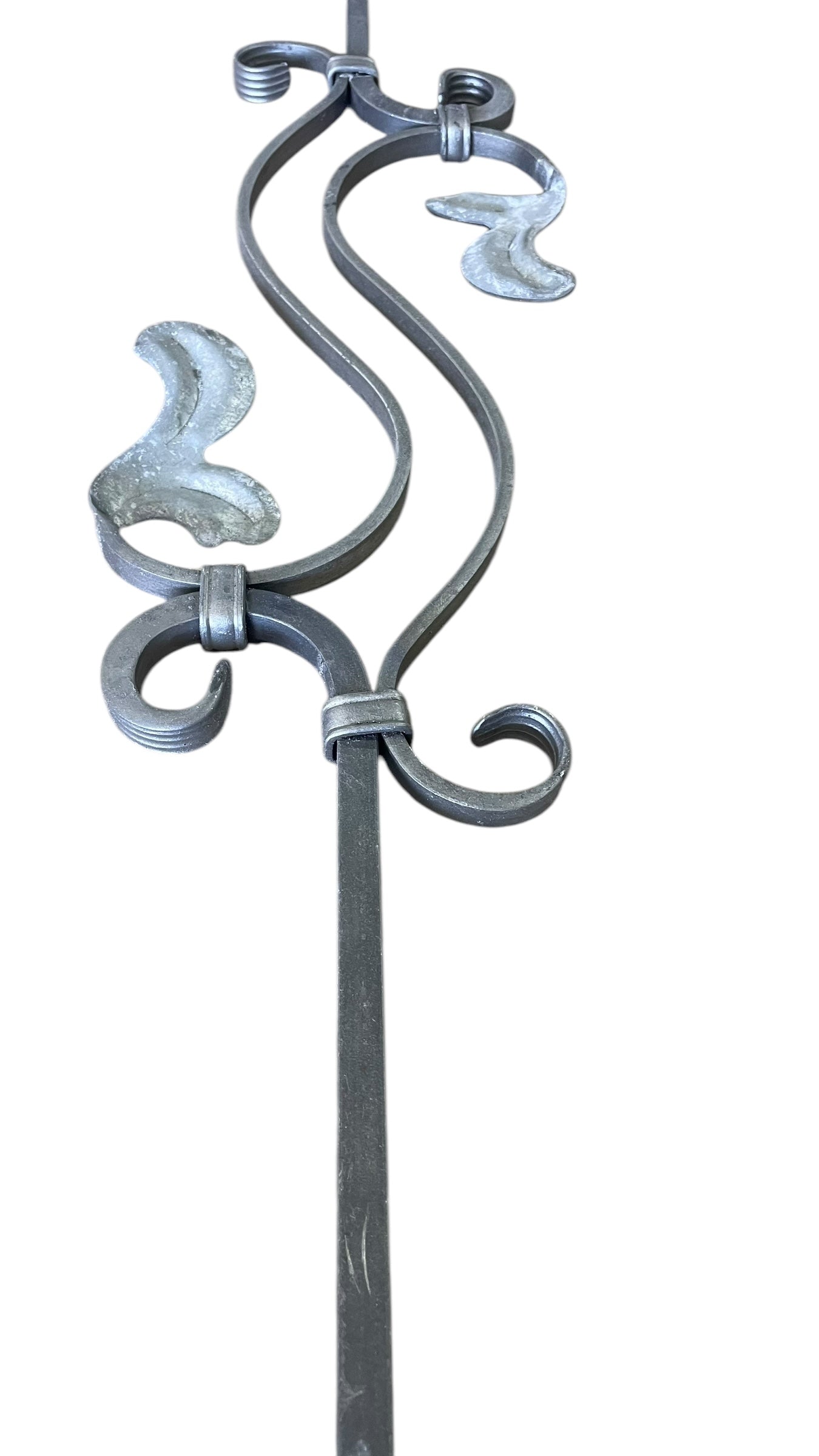 Balaustro Tipo "S" con Hojas